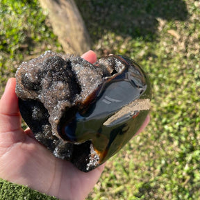 AGATE HEART SHAPED STONE WITH GEODE ON METAL STAND - ALURA STONE